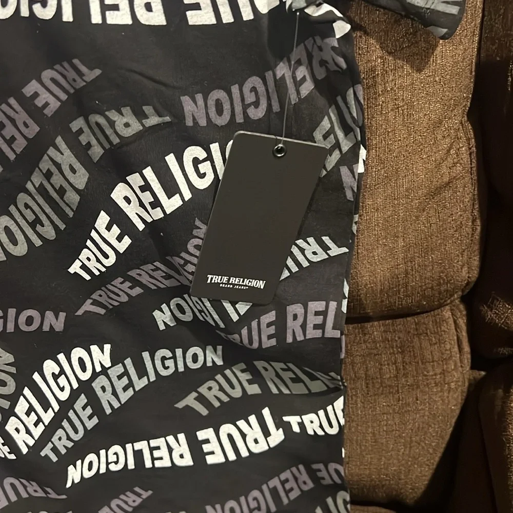 True Religion Black and White Logo Graphic Tee. Runs small. XL fits like L/M